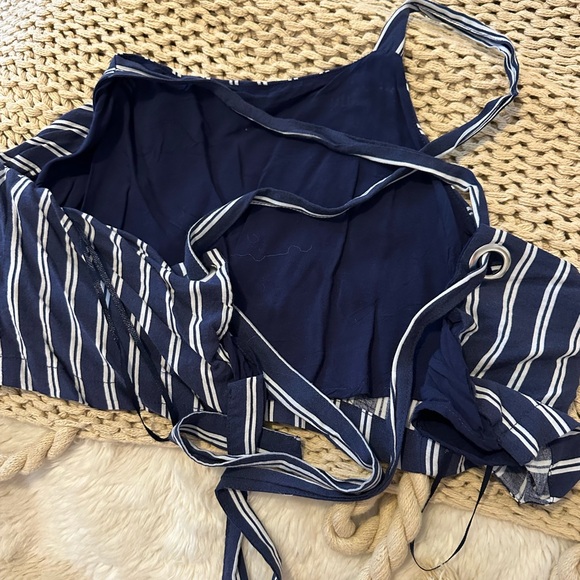 Pacsun matching set! super cute great condition. top and bottom both size small - Picture 3 of 4